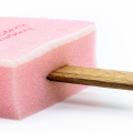 The new pink strawberry cup brush household cleaning tools